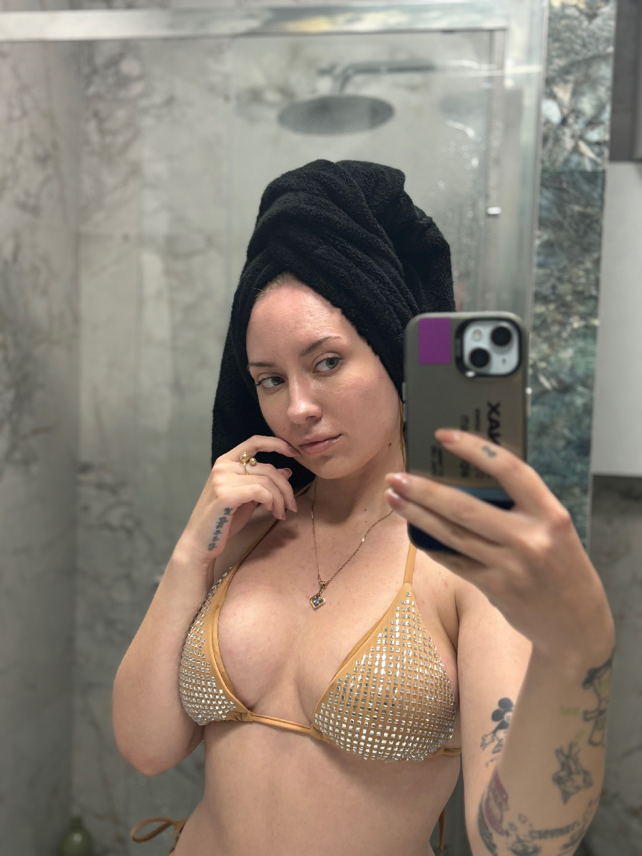 Nude girl KateV in Jimo